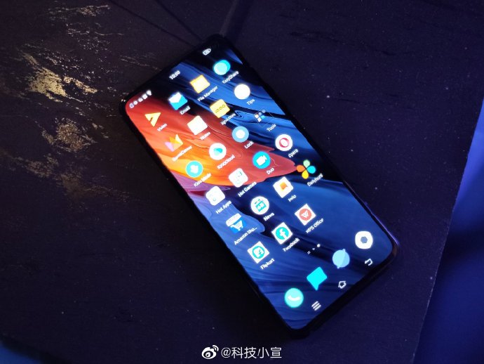 Vivo Iqoo 3 Screen