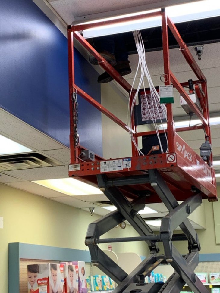 Poor Workplace Safety Scissorlift
