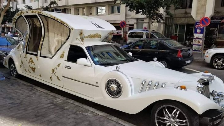 13 Examples Of Car Modifications That Show Terrible Taste - MobyGeek.com