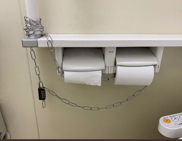 Public toilets in Japan have to chain paper rolls to avoid thefts
