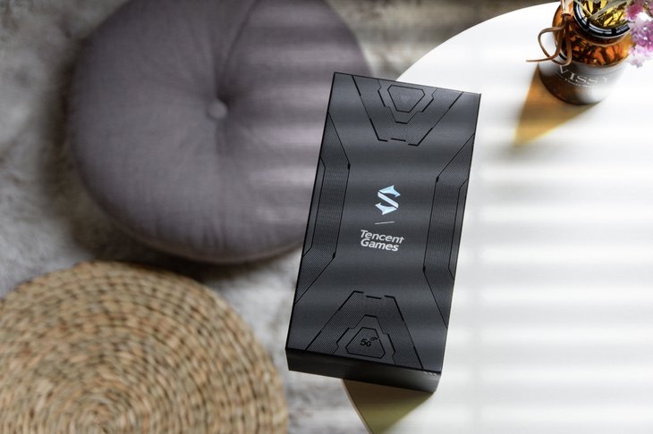 Black Shark 3 HandsOn Review Snapdragon 865, 65W Fast