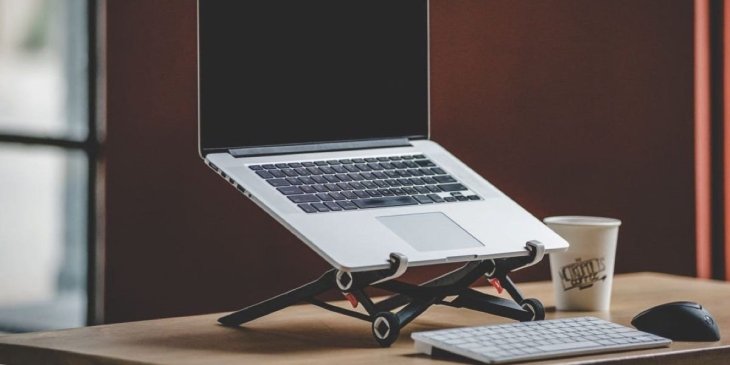 Laptop Riser