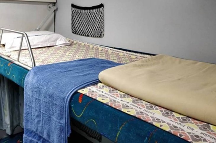 Indian Railways Blanket