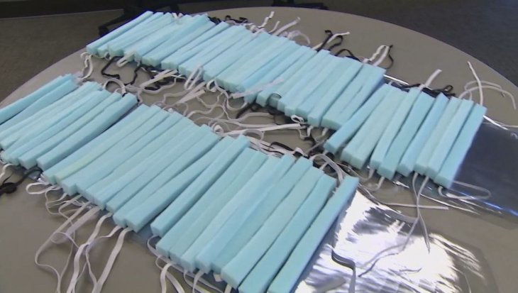 How to make hospital face masks