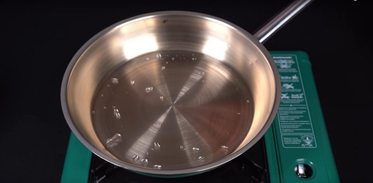 The water drops will dance on the hot pan