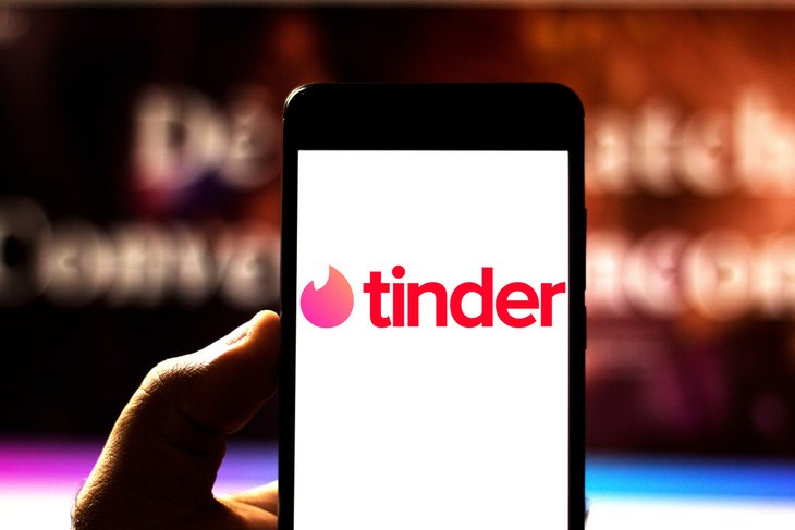 tinder-passport-enables-users-to-visit-others-amid-covid-19-isolation