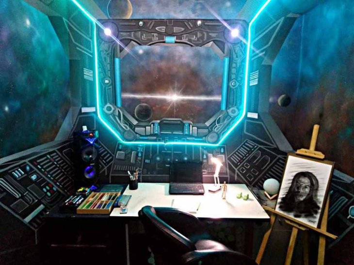 Space Ship Room 7
