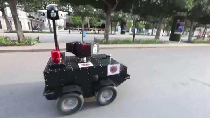 In tunisia, people have to stay inside between 6 PM and 6 AM