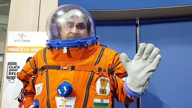 isro spacesuits orange