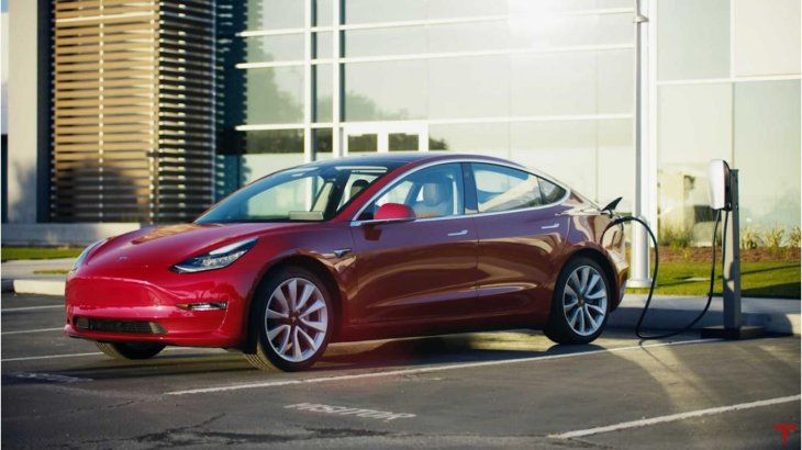 Tesla Model 3 new batteries