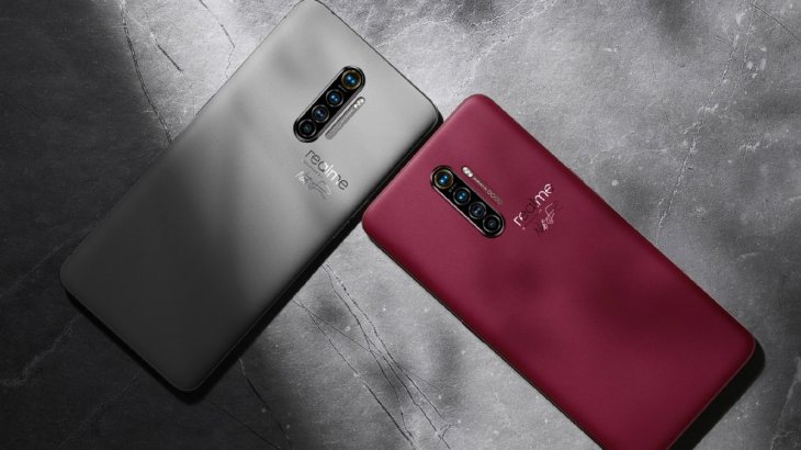Best Phone Under 30000 In India 2020 That You Can Take A Look At best-phone-under-30000-in-india-2020-that-you-can-take-a-look-at