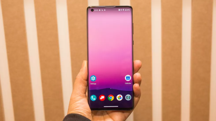 Motorola Edge Plus 1