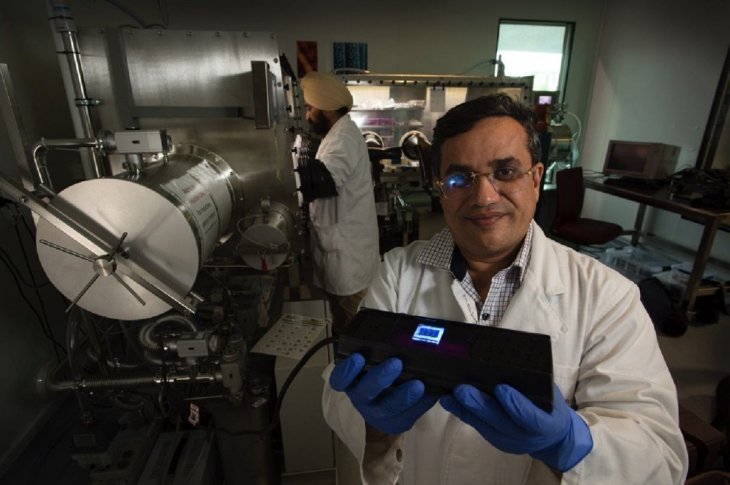 Researchers from QUT, Australia, have managed to turn human hair into smart device display