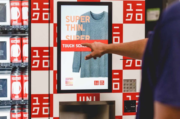 Shirt vending machine