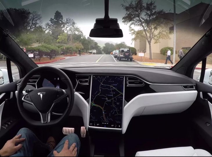 self driving car automoblow 1