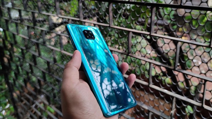 POCO M2 Pro design