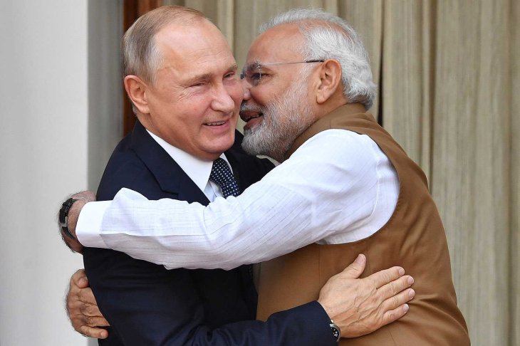 1 Putin Modi Russia India Gettyimages 1045835388 C
