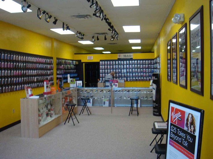 How to open cell phone store