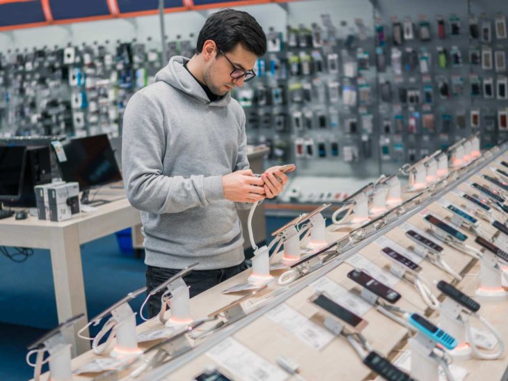 How to open cell phone store
