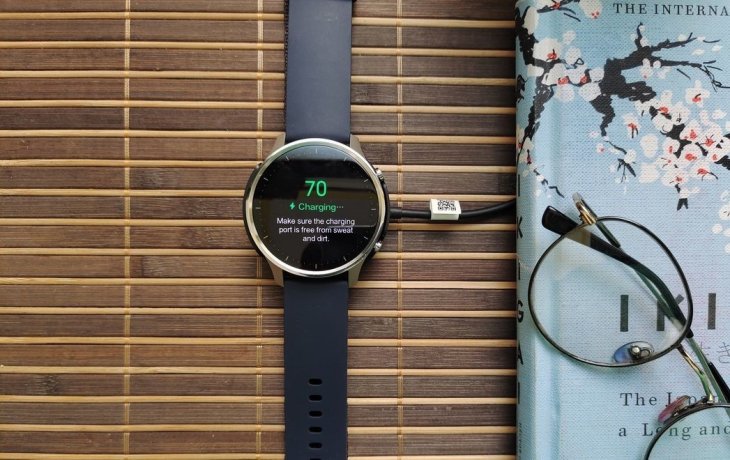 Xiaom Mi Watch Revolve charging