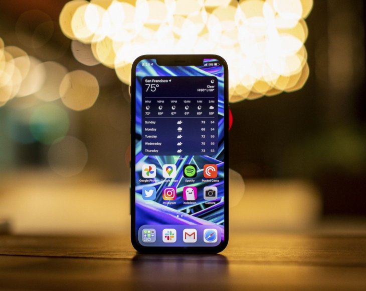 iPhone 12 software
