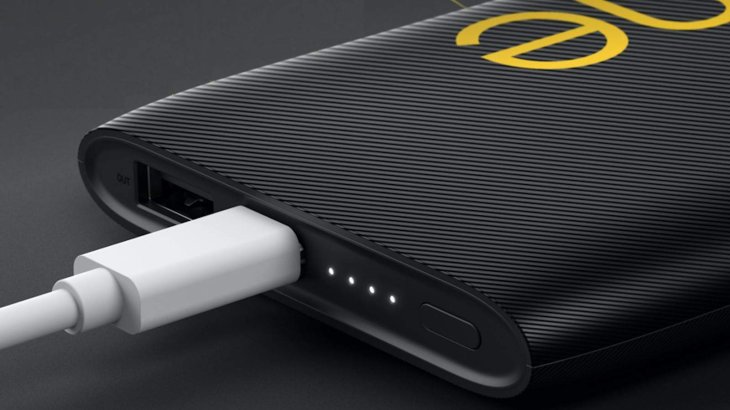 realme 30w dart charge power bank port