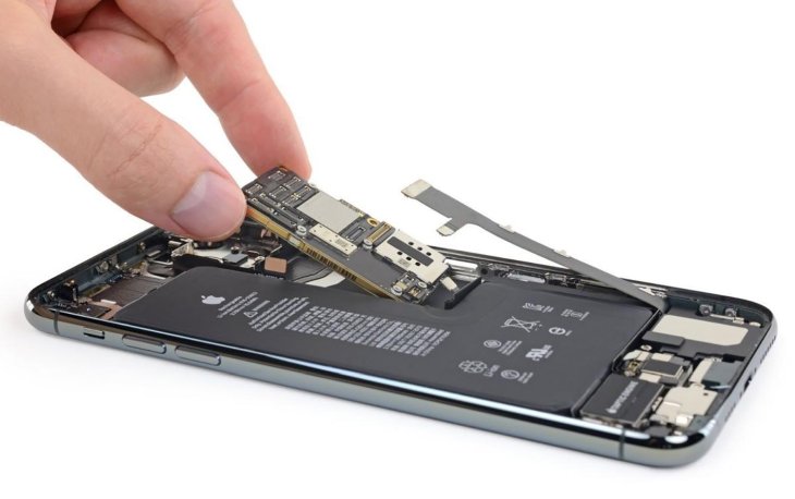 Iphone 13 Internals