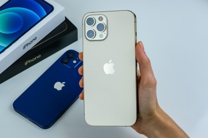 iPhone 12 Pro Max cameras