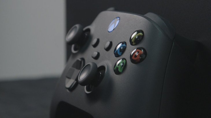 Xbox Series X gamepad
