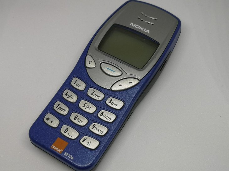 Nokia 3210 1999