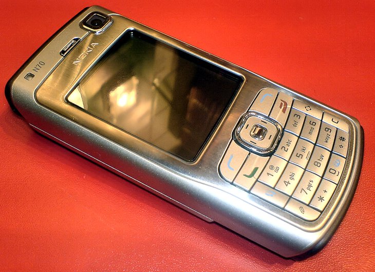 Nokia N70 2005