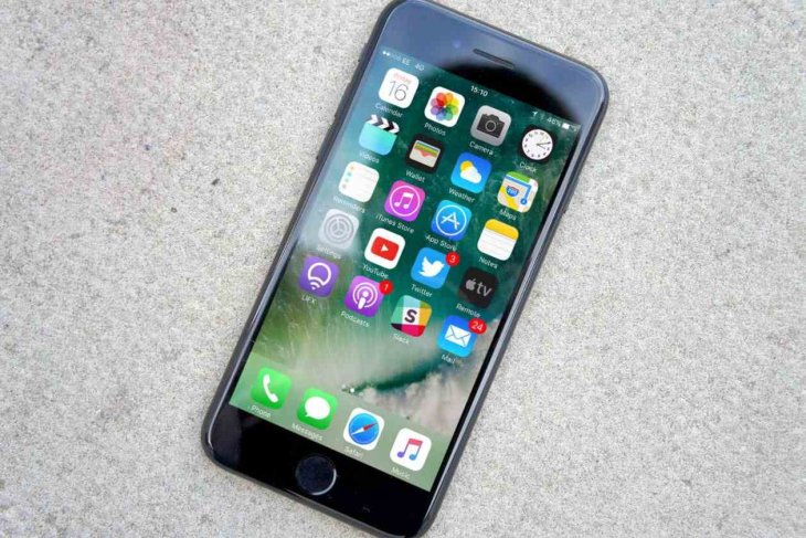 What Accessories Come With iPhone 7?