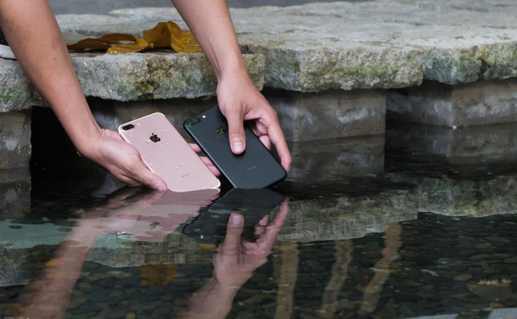 Apple Has Not Been Truthful About How Water-Resistant iPhone 12 Is