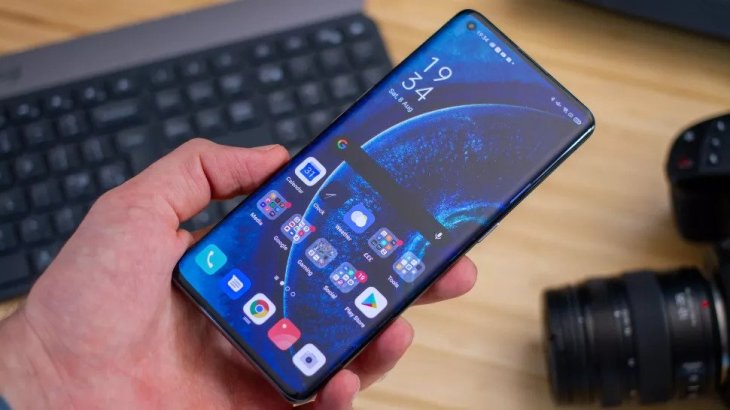 Oppo Find X2 screen