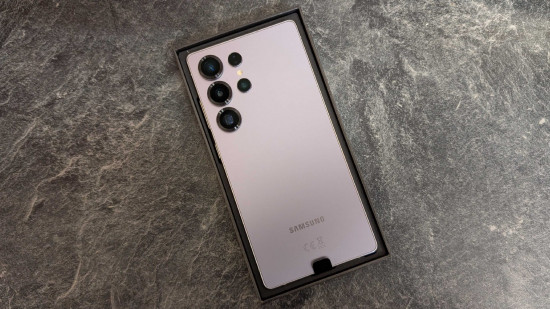 Samsung Galaxy S25 Ultra Review 550x309